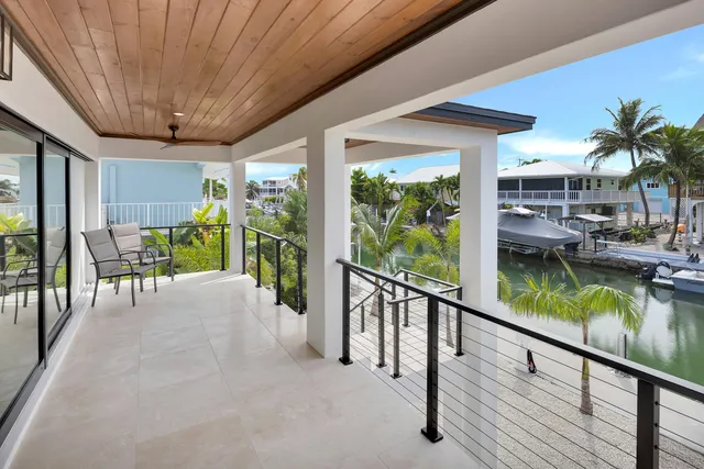 $1,999,000 | 270 Airport Drive South, Summerland Key, FL 33042