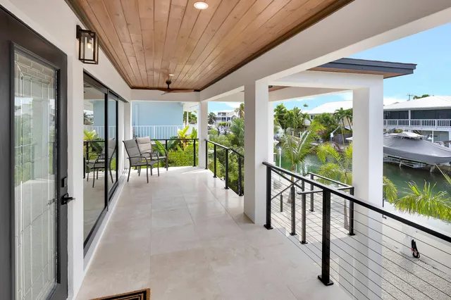 $1,999,000 | 270 Airport Drive South, Summerland Key, FL 33042