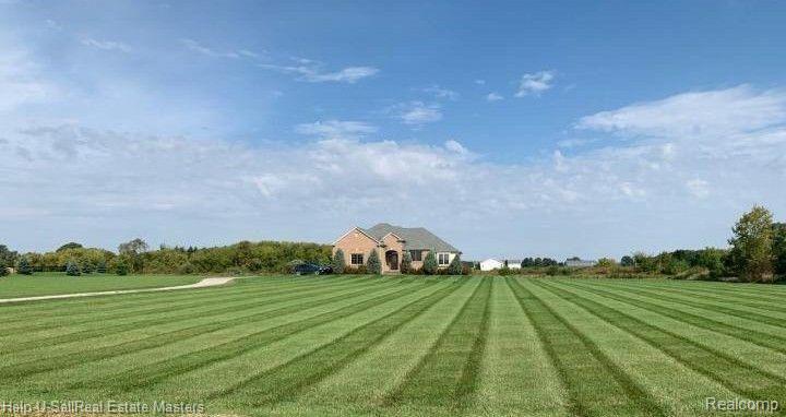 9456 Yale Road Avoca, MI 48006 - Photo 10 of 34