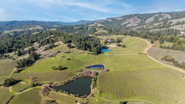 $975,000 | 2300 Guntly Road, Philo, CA 95466