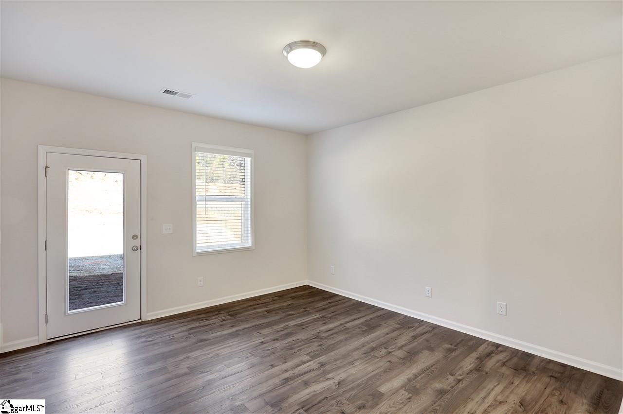 104 Crestwind Drive Greenville, SC 29607 - Photo 5 of 8 Gallery Image 5