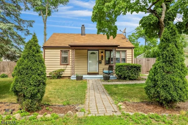 $389,000 | 16 Boulevard Avenue, Wanaque, NJ 07420