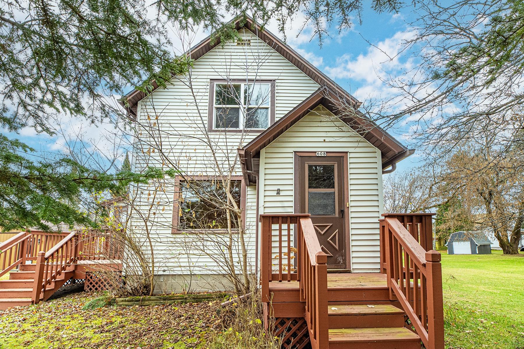 608 North Pelham Street Rhinelander, WI 54501 - Photo 1 of 22 Gallery Image 1