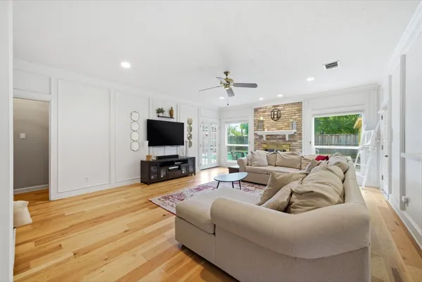 $398,000 | 7222 Birchtree Forest Drive, Houston, TX 77088