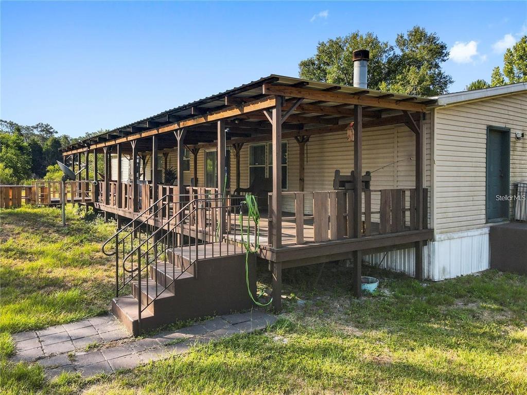 13921 Pine Meadow Road Kathleen, FL 33849 - Photo 2 of 25