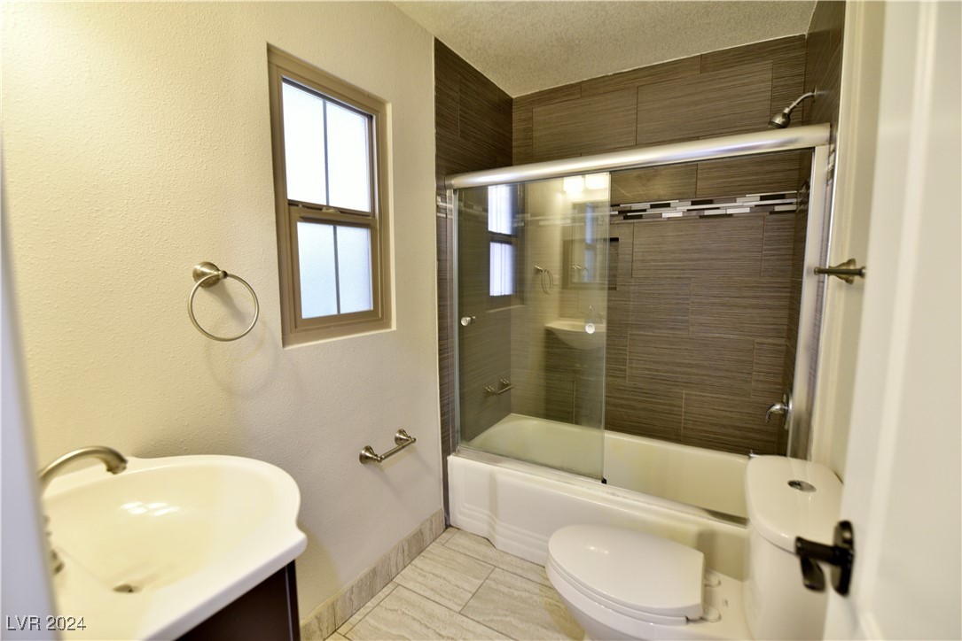 421 South 10th Street, Unit 4 Las Vegas, NV 89101 - Photo 12 of 15