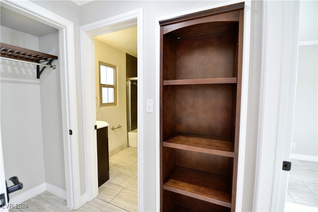 421 South 10th Street, Unit 4 Las Vegas, NV 89101 - Photo 8 of 15