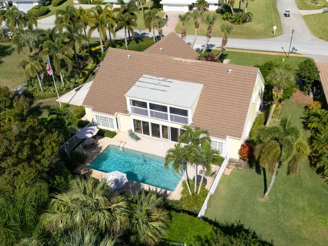 $1,197,333 | 3360 Southeast Golf Trail, Stuart, FL 34997