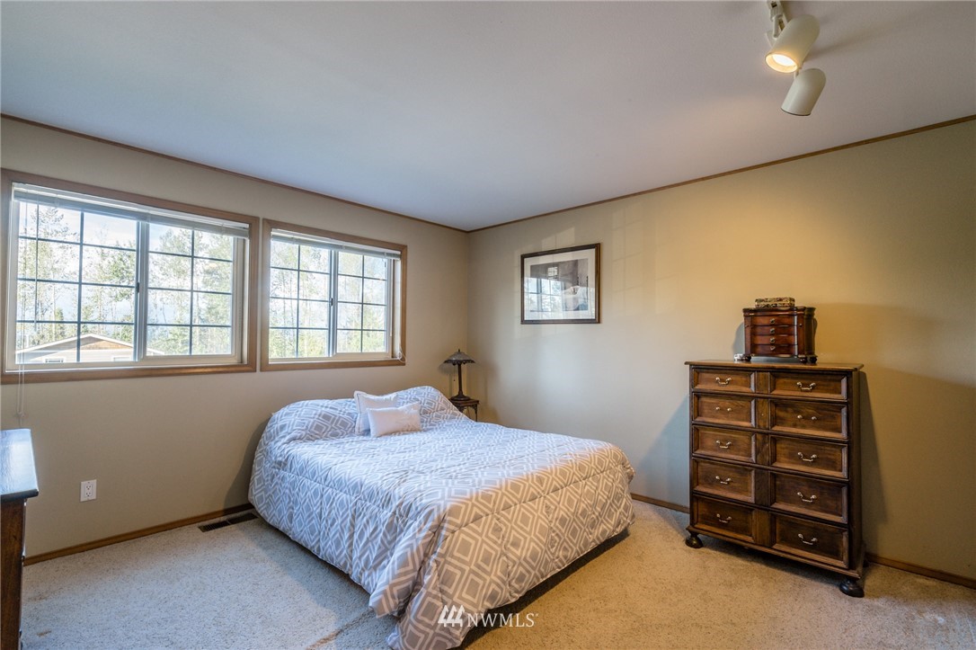 1345 Welling Road Bellingham, WA 98226 - Photo 18 of 25