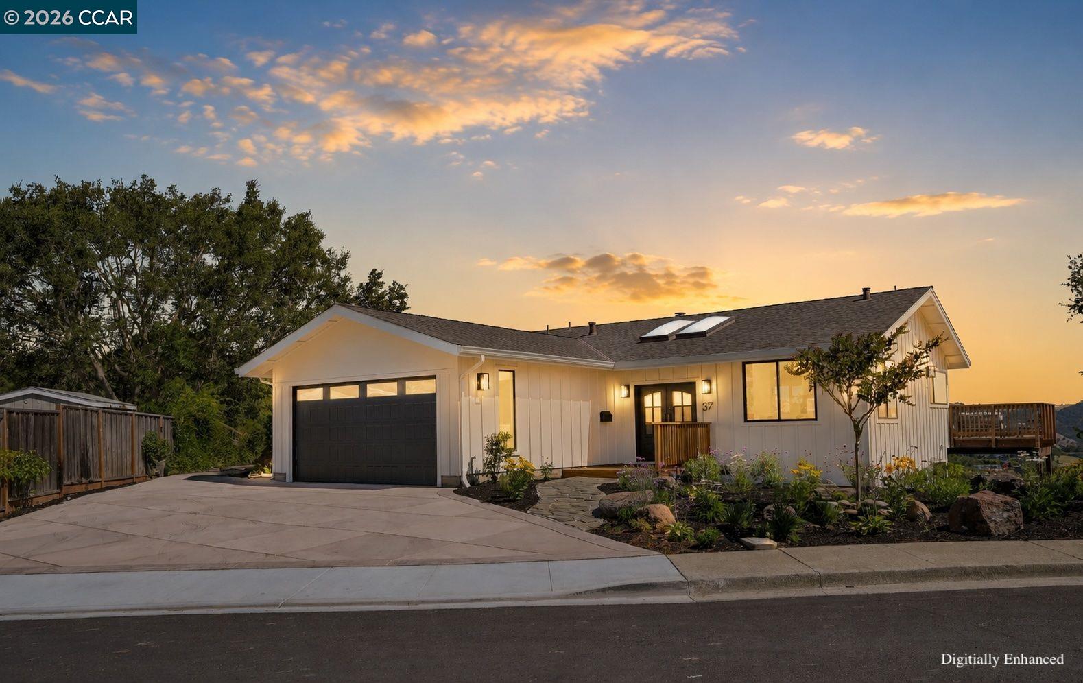 37 Corte Pinon Moraga, CA 94556 - Photo 3 of 34
