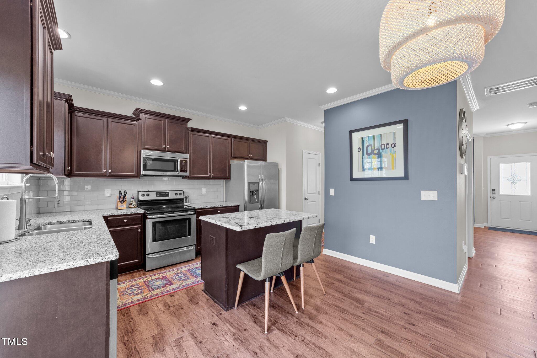 201 Oakton Ridge Place Garner, NC 27529 - Photo 13 of 41 Kitchen