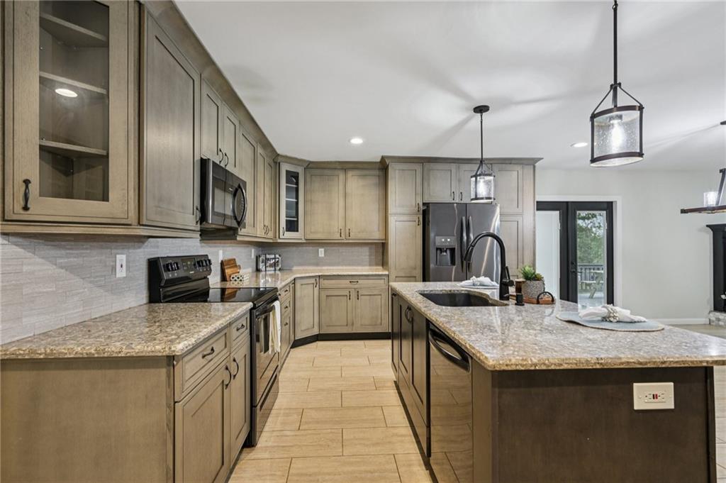 7379 North Mitchell Court Villa Rica, GA 30180 - Photo 12 of 82