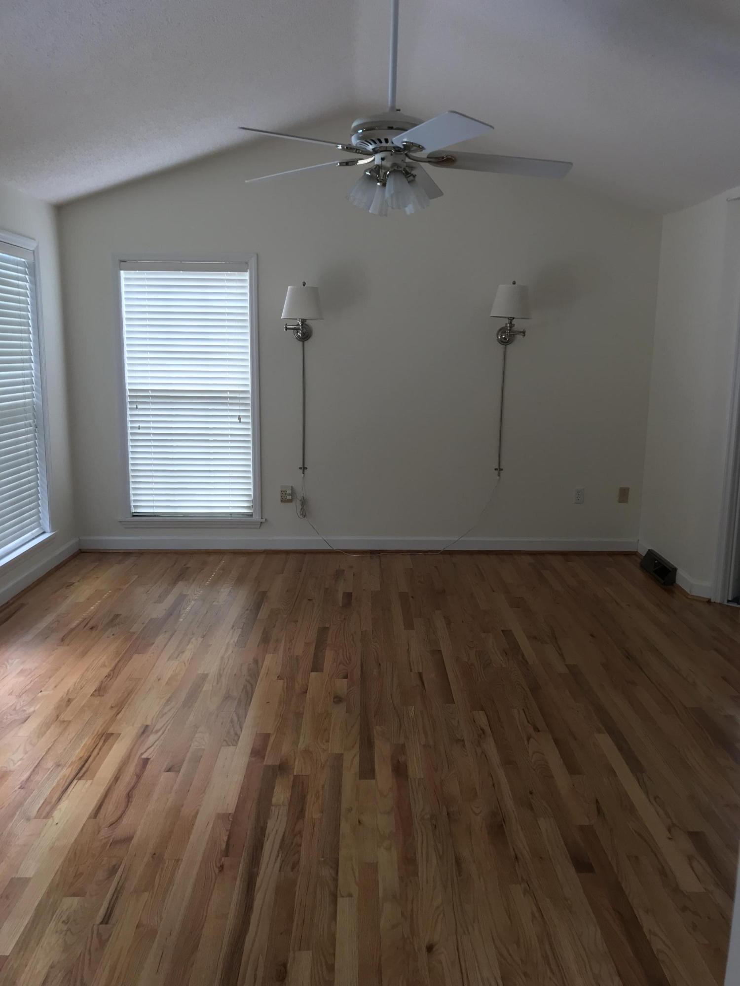 210 Almond Street Pinopolis, SC 29469 - Photo 15 of 27 Evans new paint 6
