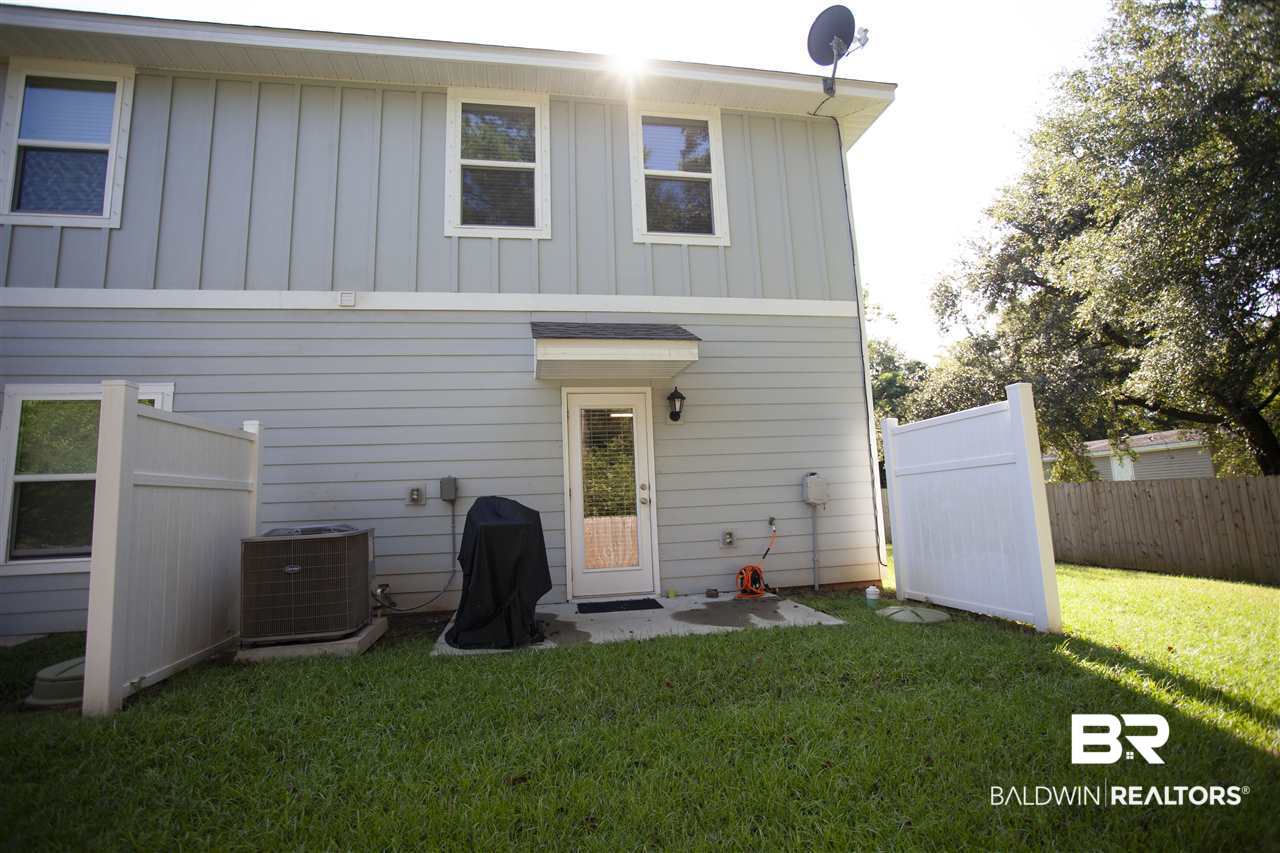 25806-27 Pollard Road Daphne, AL 36526 - Photo 18 of 20 Private Patio