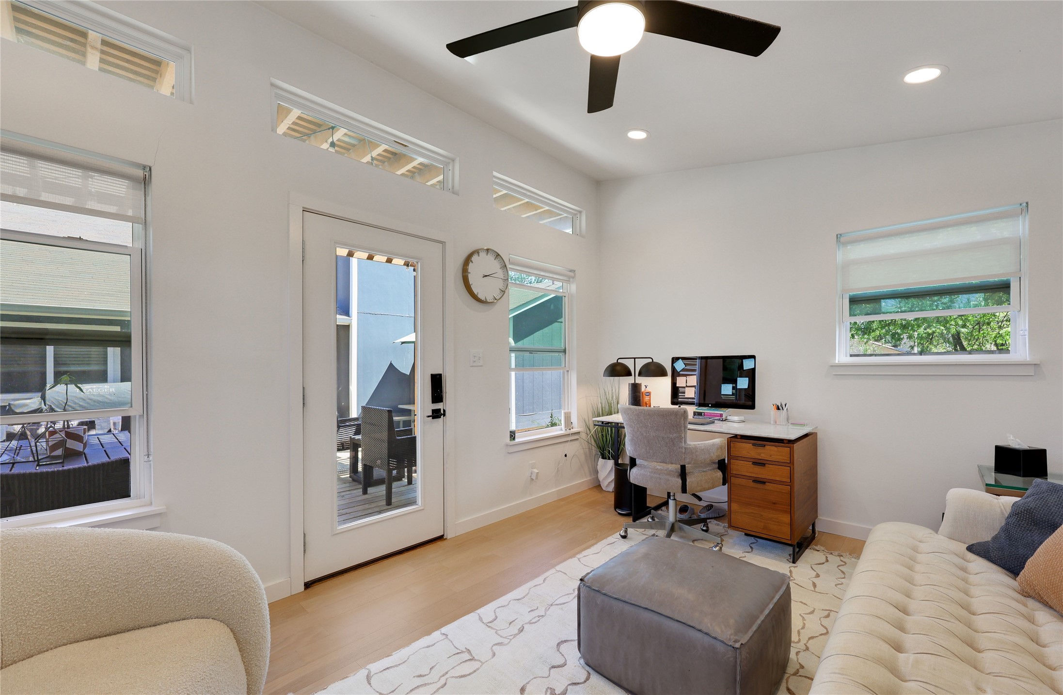 7902 Copano Drive Austin, TX 78749 - Photo 22 of 25 a living room with furniture and a window