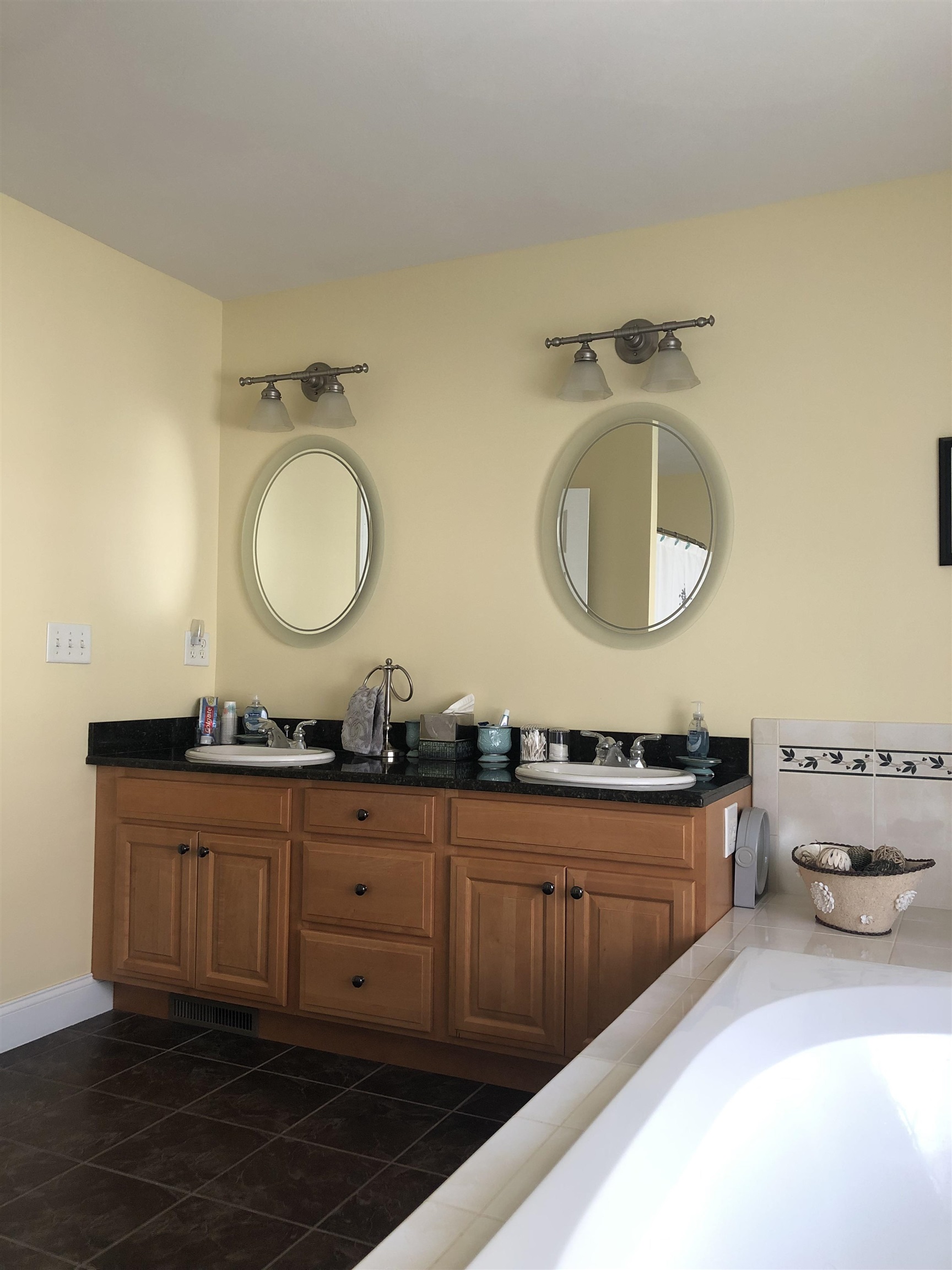 24 Harbor Road, Unit 7 Hampton, NH 03842 - Photo 28 of 38