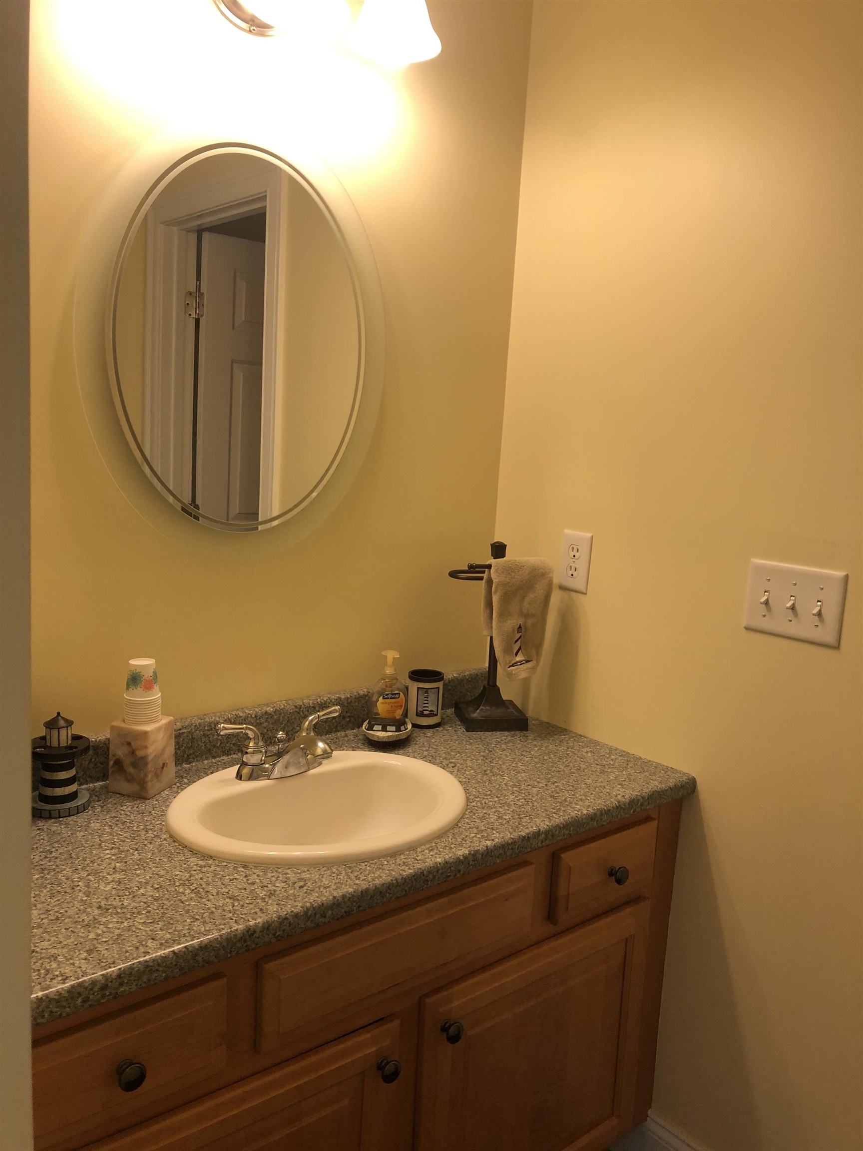 24 Harbor Road, Unit 7 Hampton, NH 03842 - Photo 34 of 38