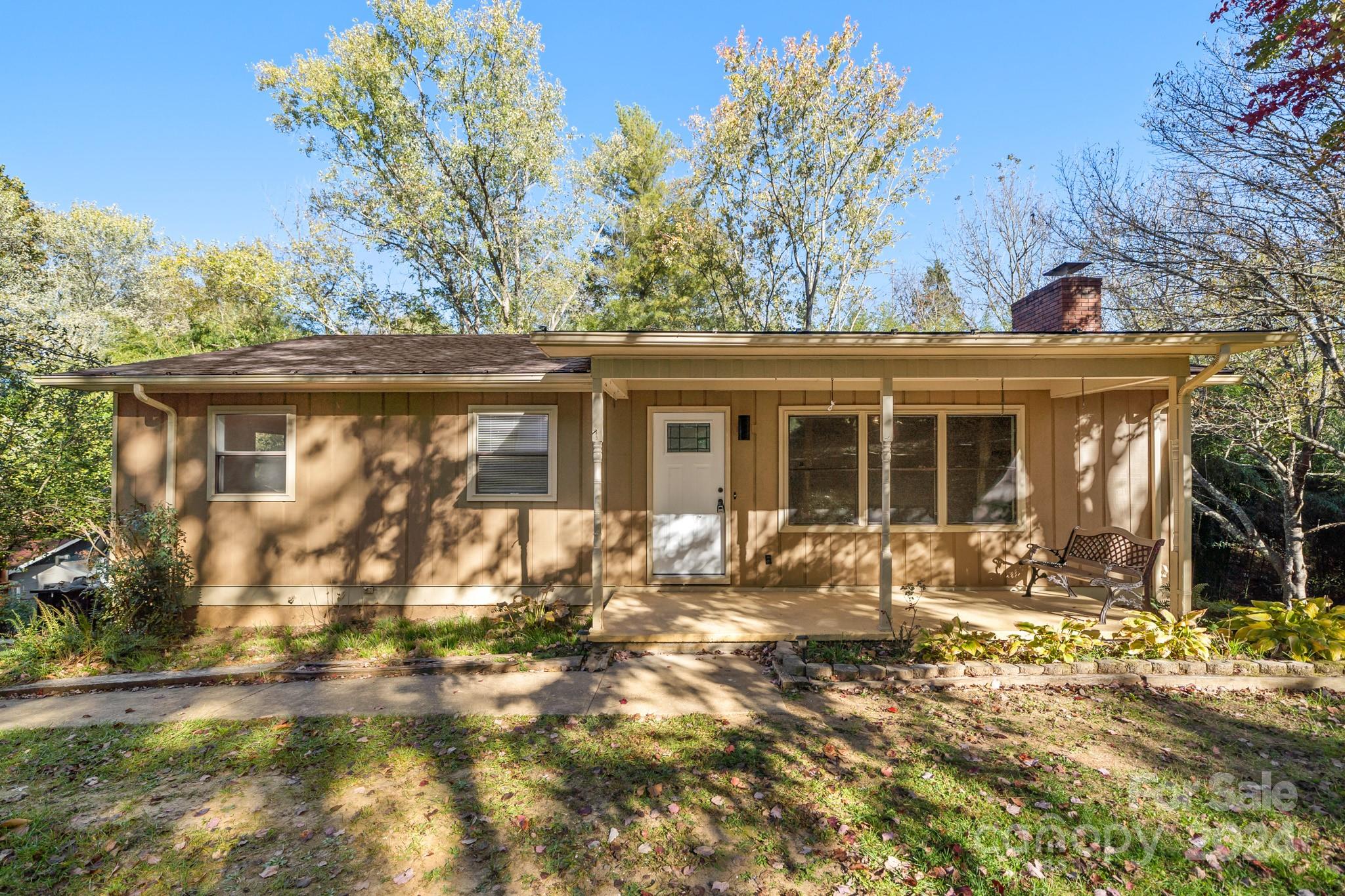 71 Cedar Street Canton, NC 28716 - Photo 1 of 43 Gallery Image 1