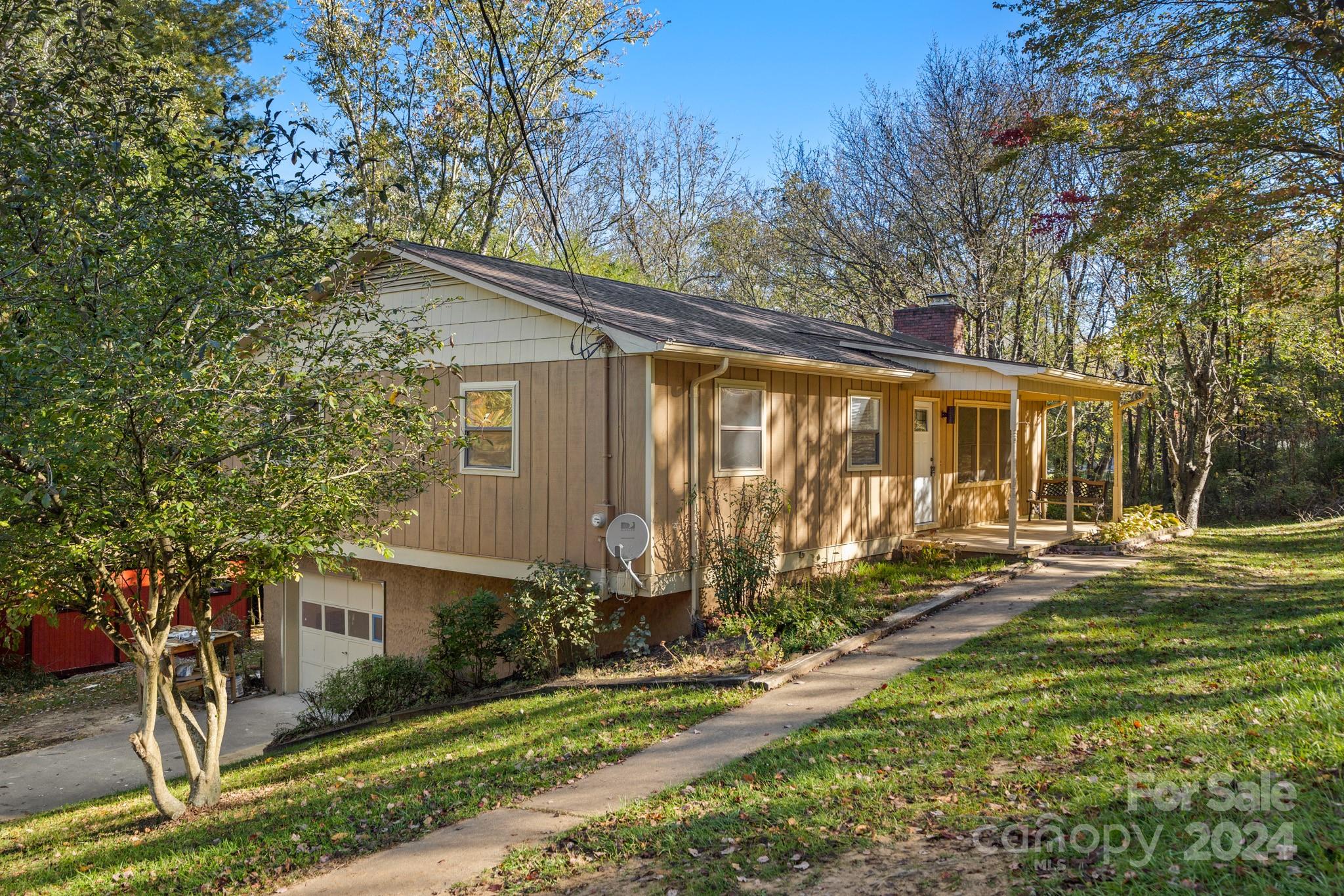 71 Cedar Street Canton, NC 28716 - Photo 2 of 43 Gallery Image 2