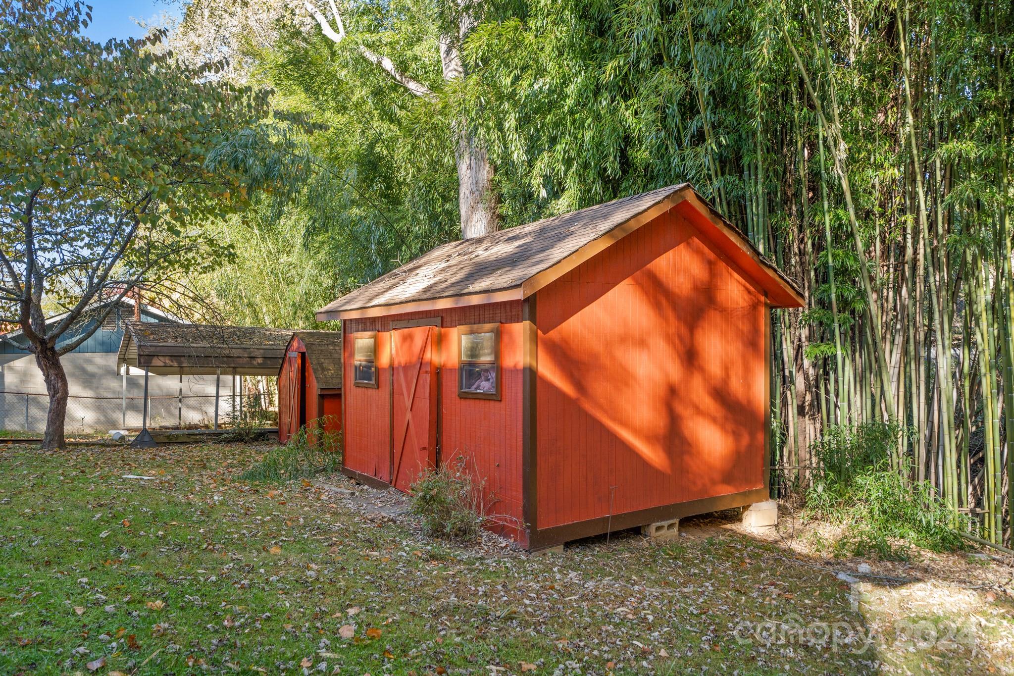 71 Cedar Street Canton, NC 28716 - Photo 38 of 43 Gallery Image 38