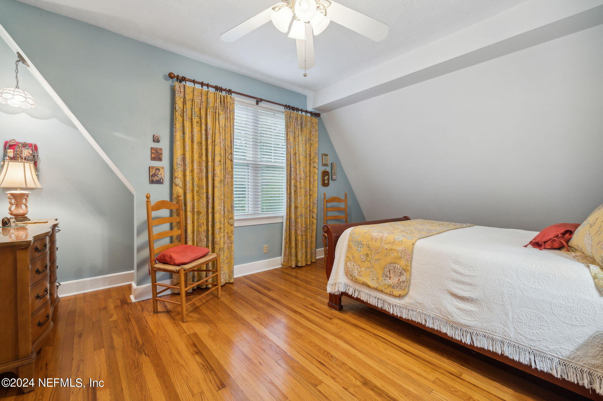 3237 Randall Street Jacksonville, FL 32205 - Photo 33 of 48 Primary Bedroom view to front