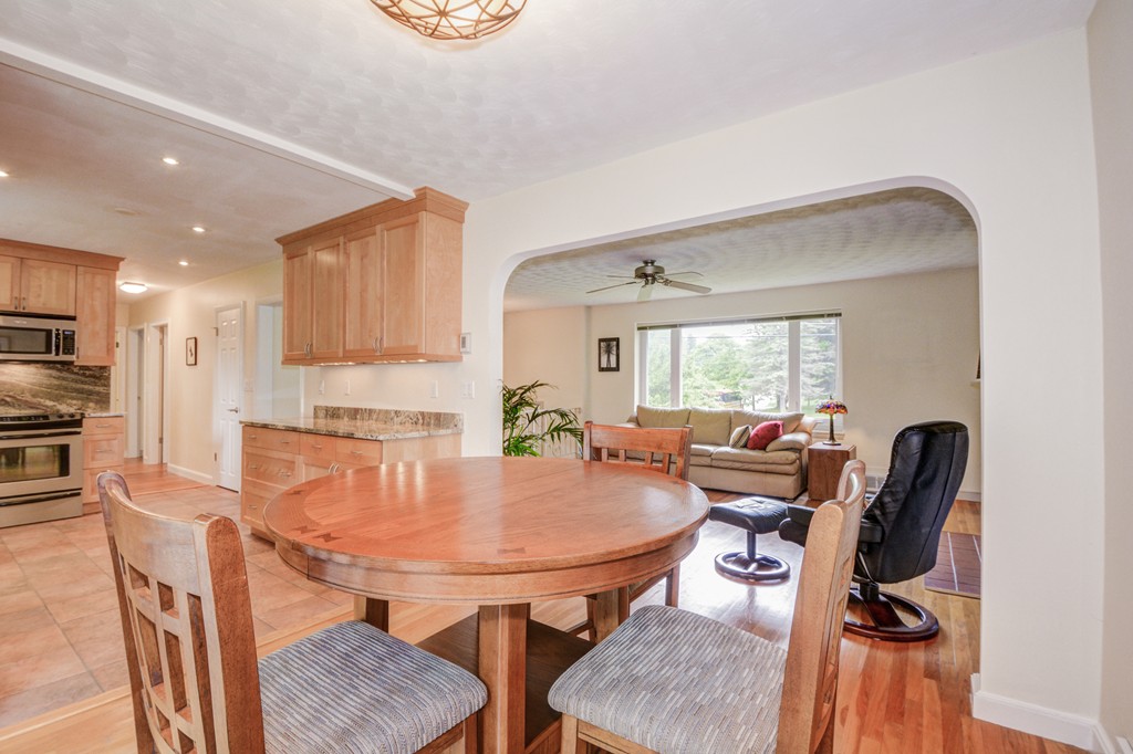 37 Emerson Road Northborough, MA 01532 - Photo 5 of 29 Gallery Image 5