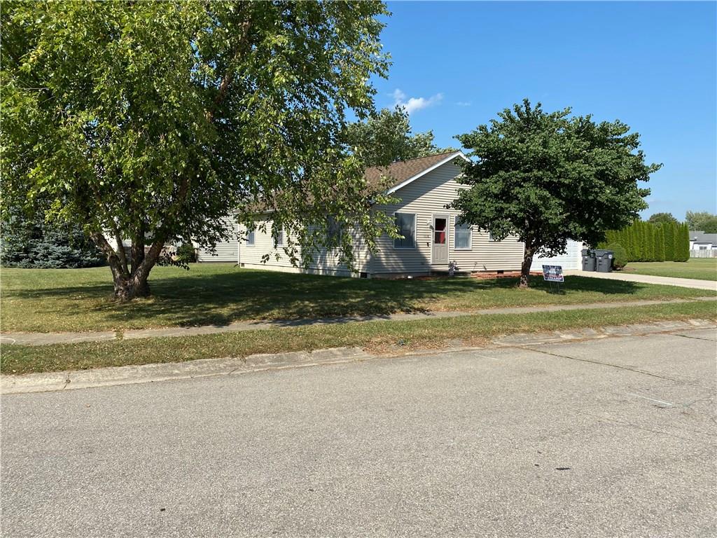 1118 Squirrel Ridge Road Anderson, IN 46013 - Photo 3 of 10