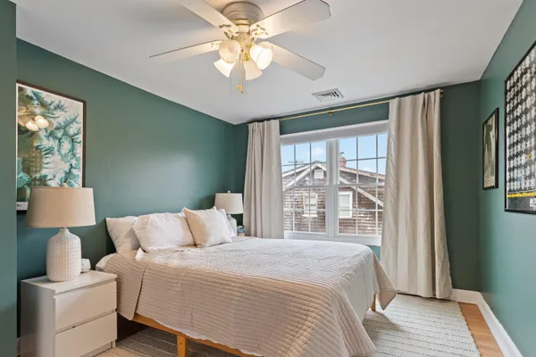$4,000 | 518 High Street, Unit B, Hampton, NH 03842