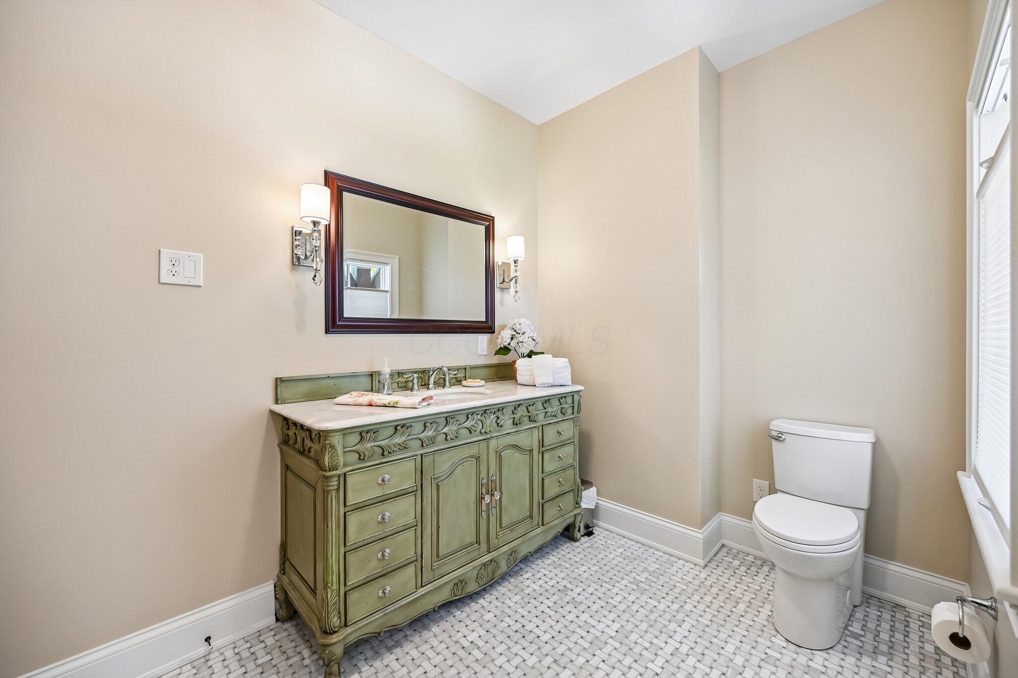 4500 Dublin Road Columbus, OH 43221 - Photo 19 of 71 Gallery Image 19