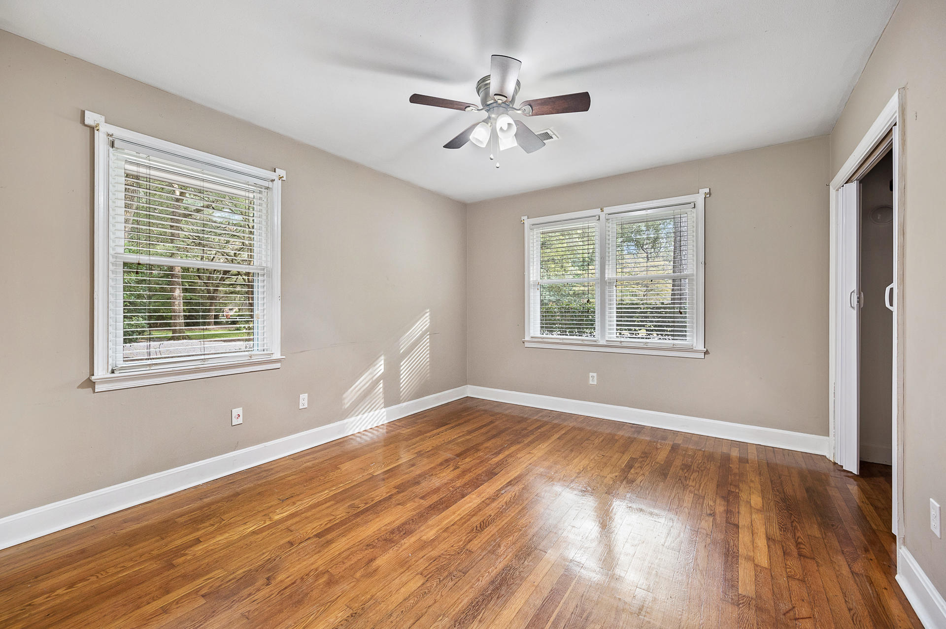 119 Newington Road Summerville, SC 29485 - Photo 20 of 38 119Newington-21