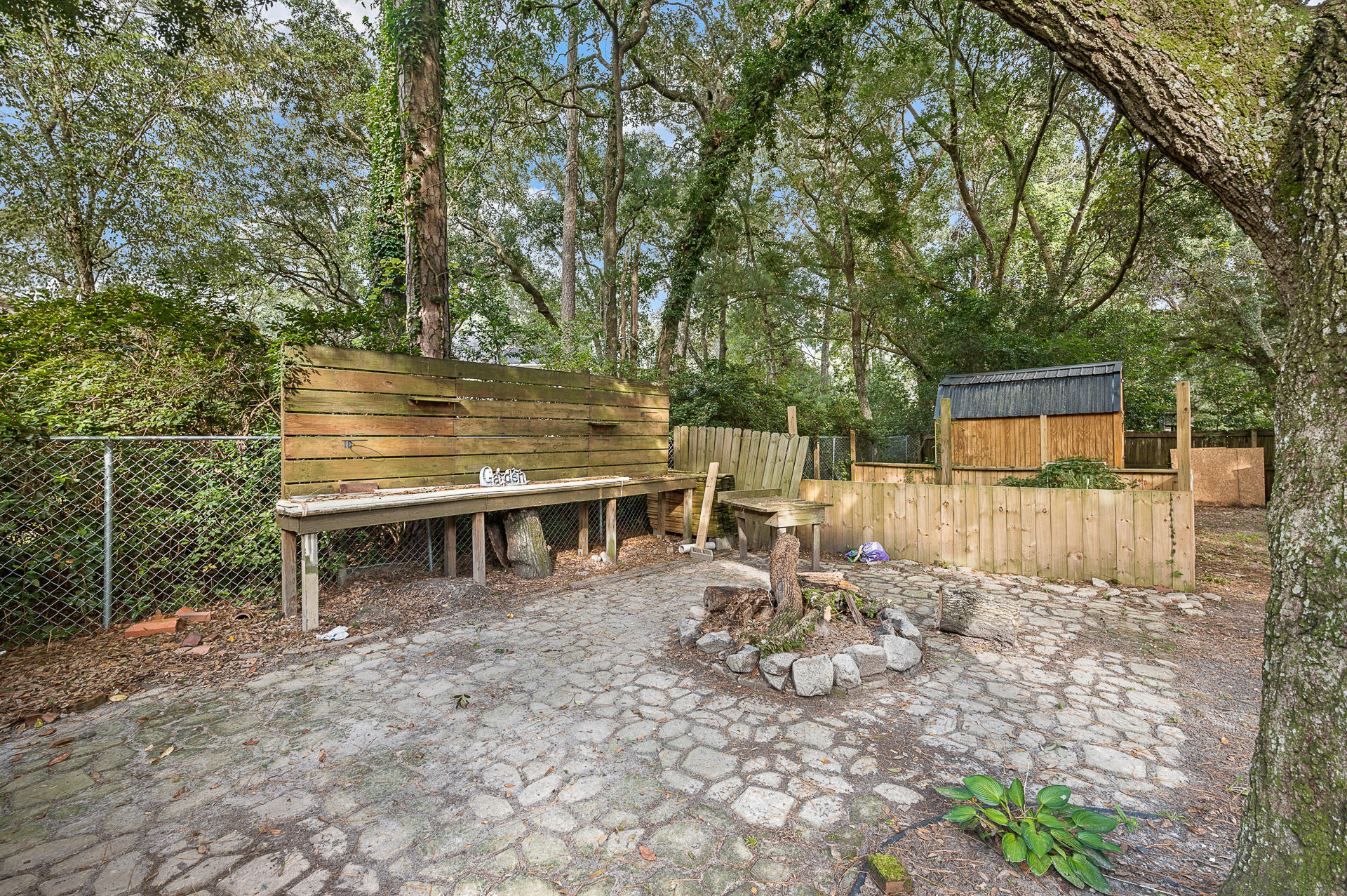 119 Newington Road Summerville, SC 29485 - Photo 31 of 38 119Newington-30