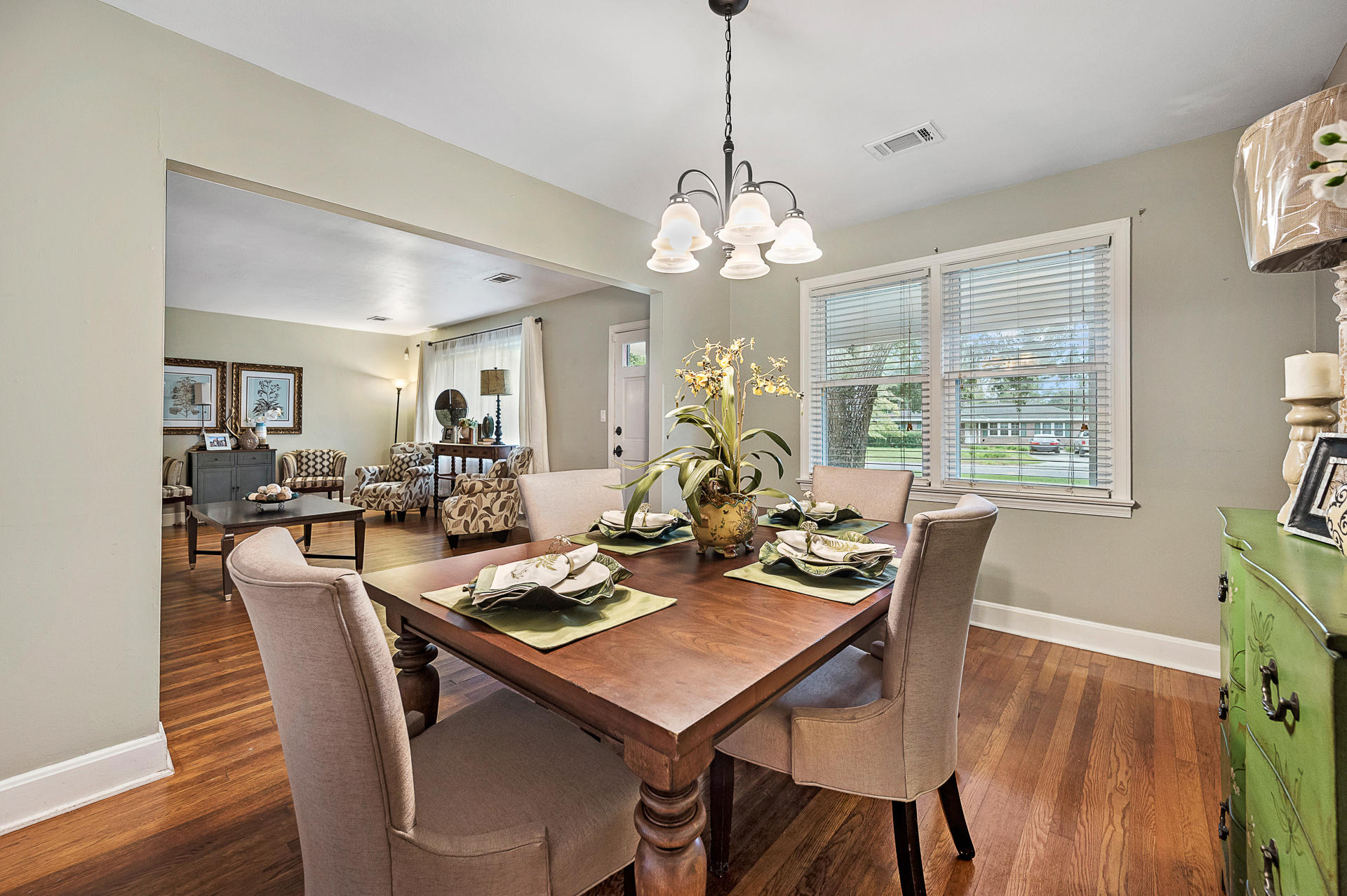 119 Newington Road Summerville, SC 29485 - Photo 7 of 38 119Newington-08