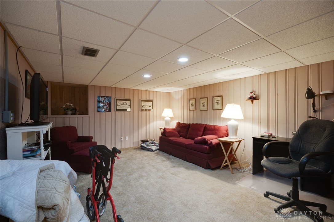 941 Gardner Road Kettering, OH 45429 - Photo 23 of 46