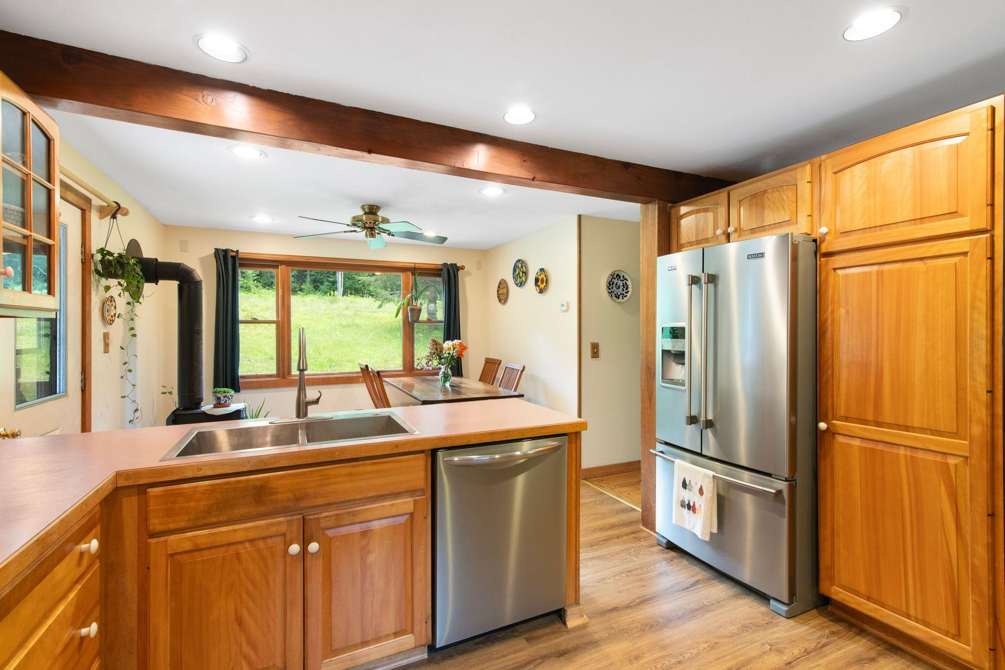 3524 Deer Park Road Halifax, VT 05301 - Photo 8 of 42