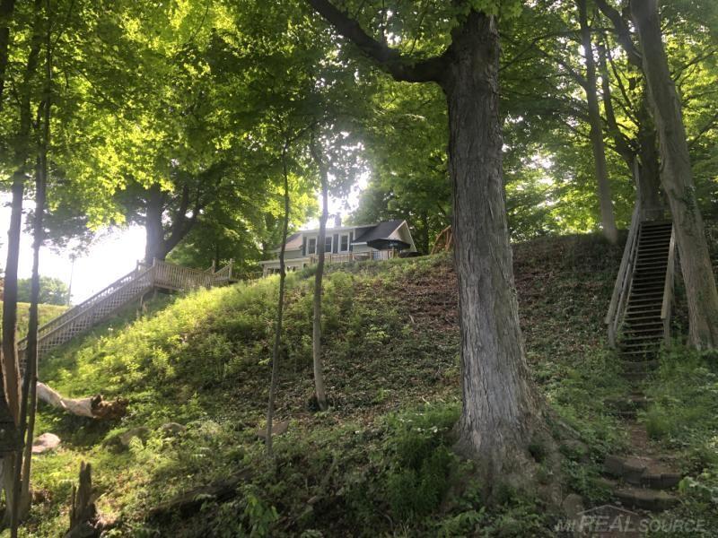 2375 Lakeshore Road Applegate, MI 48401 - Photo 27 of 36 50099064-26.JPG