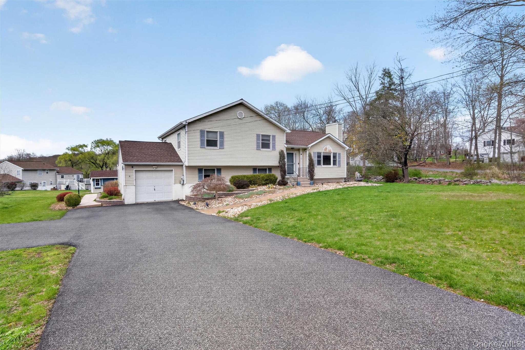 25 Bull Road Washingtonville, NY 10992 - Photo 2 of 40