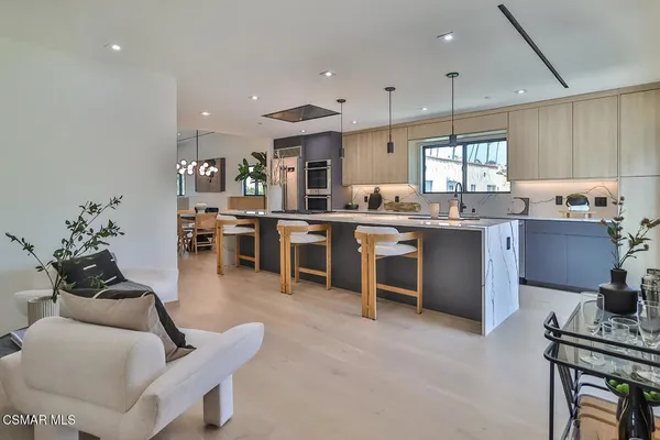 $2,199,000 | 514 West Washington Boulevard, Pasadena, CA 91103