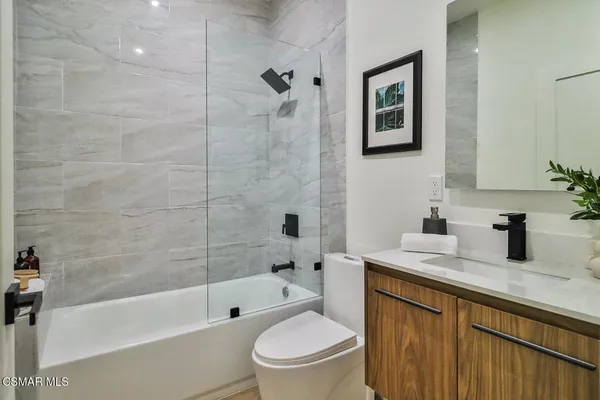 $2,199,000 | 514 West Washington Boulevard, Pasadena, CA 91103