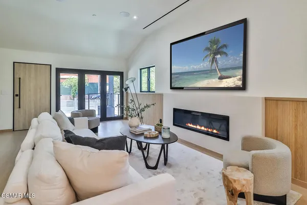 $2,199,000 | 514 West Washington Boulevard, Pasadena, CA 91103