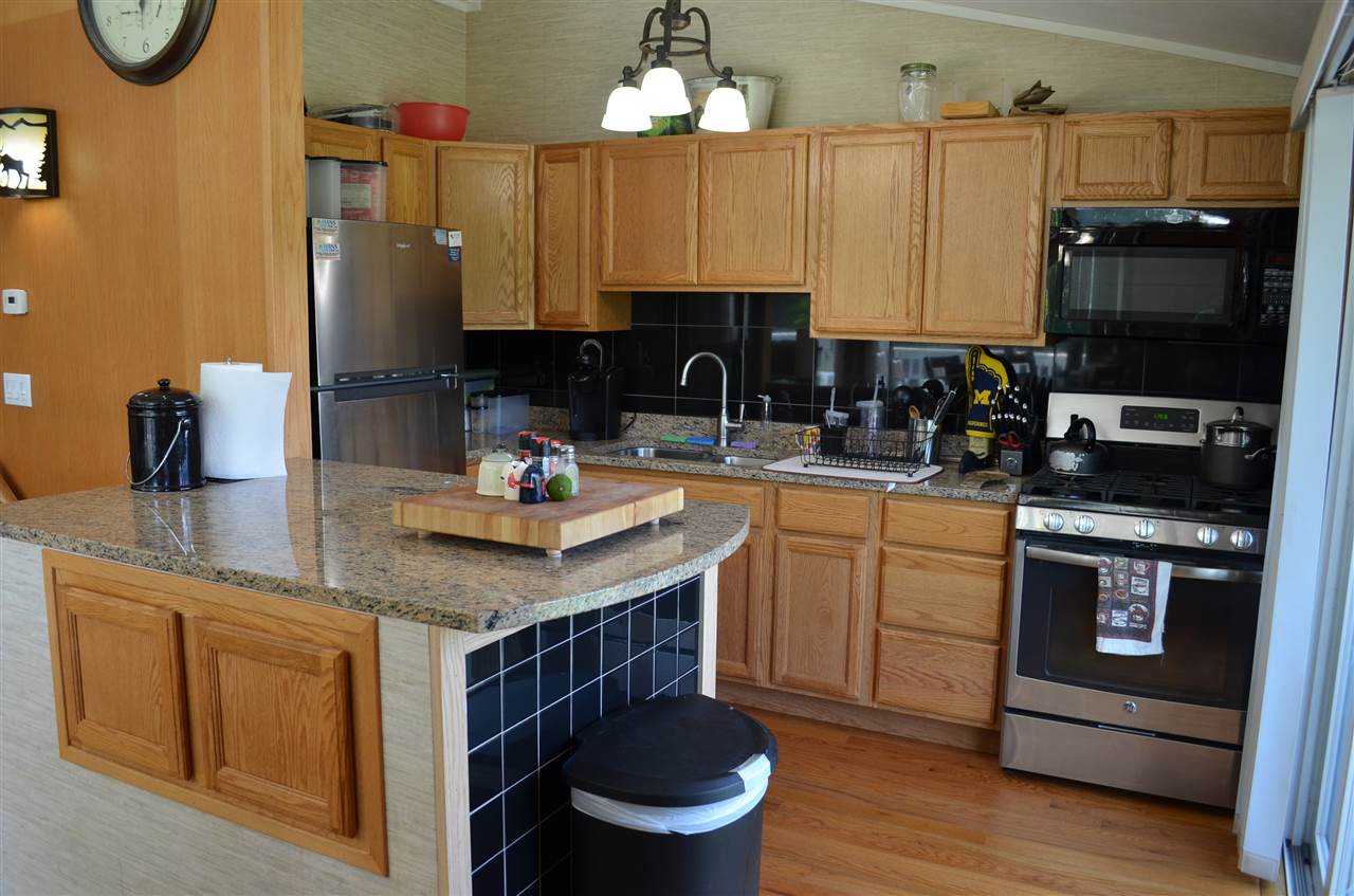 3276 Shunpike Road Mount Holly, VT 05758 - Photo 4 of 25