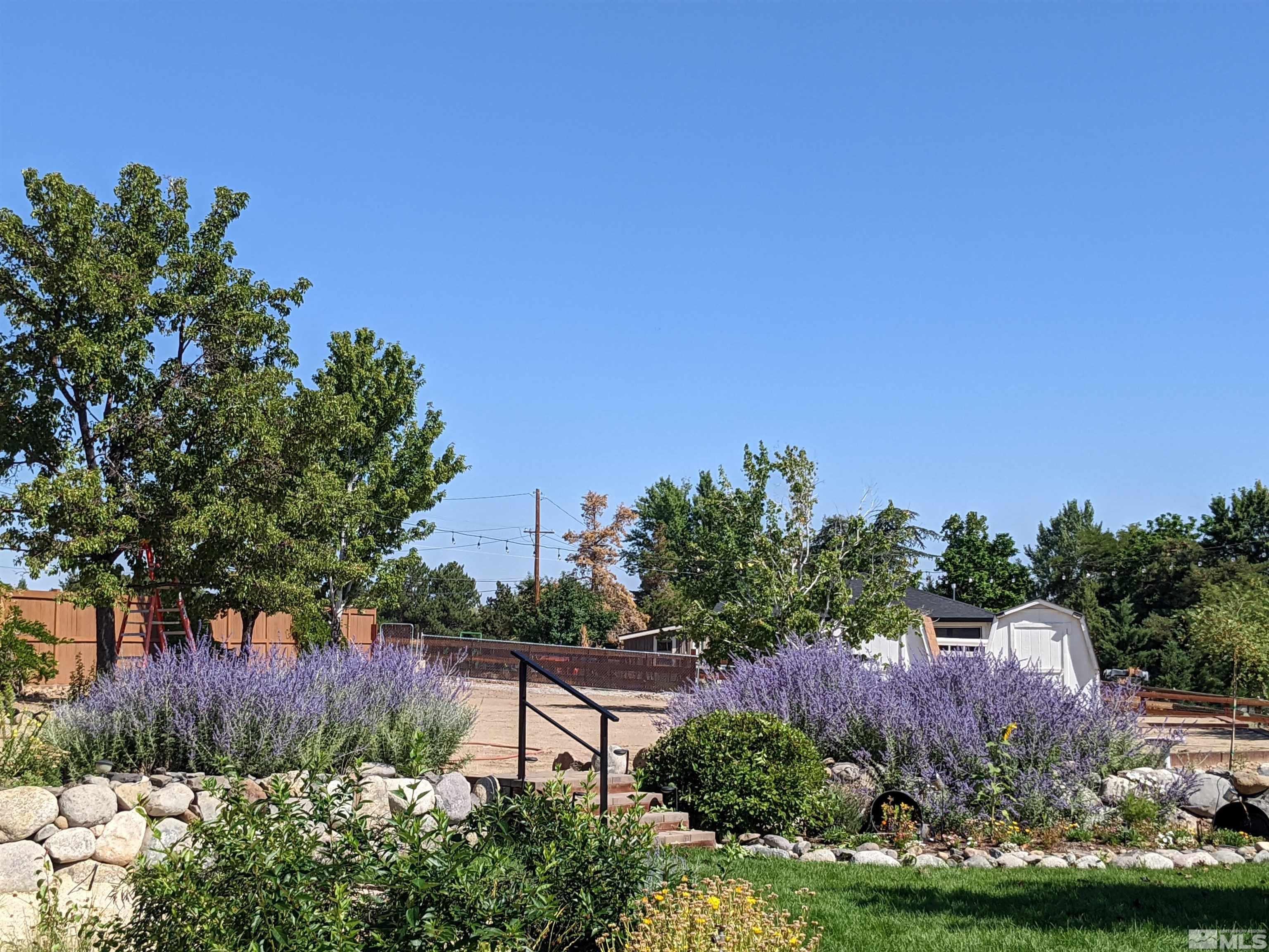 735 Flanders Road Reno, NV 89511 - Photo 39 of 40 a view of a backyard