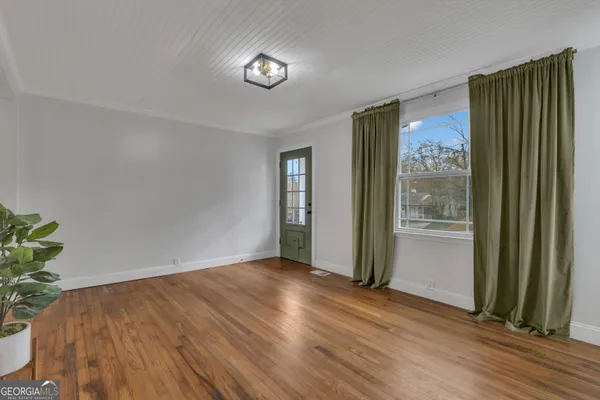 $1,975 | 9 Meridian Drive, Newnan, GA 30263