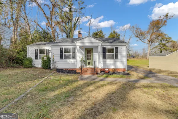 $1,975 | 9 Meridian Drive, Newnan, GA 30263