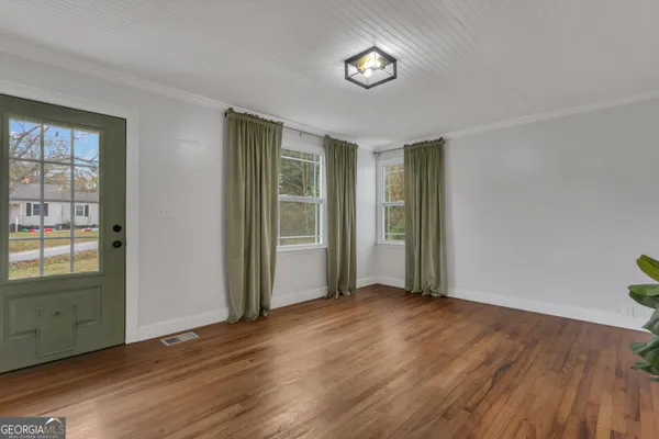 $1,975 | 9 Meridian Drive, Newnan, GA 30263