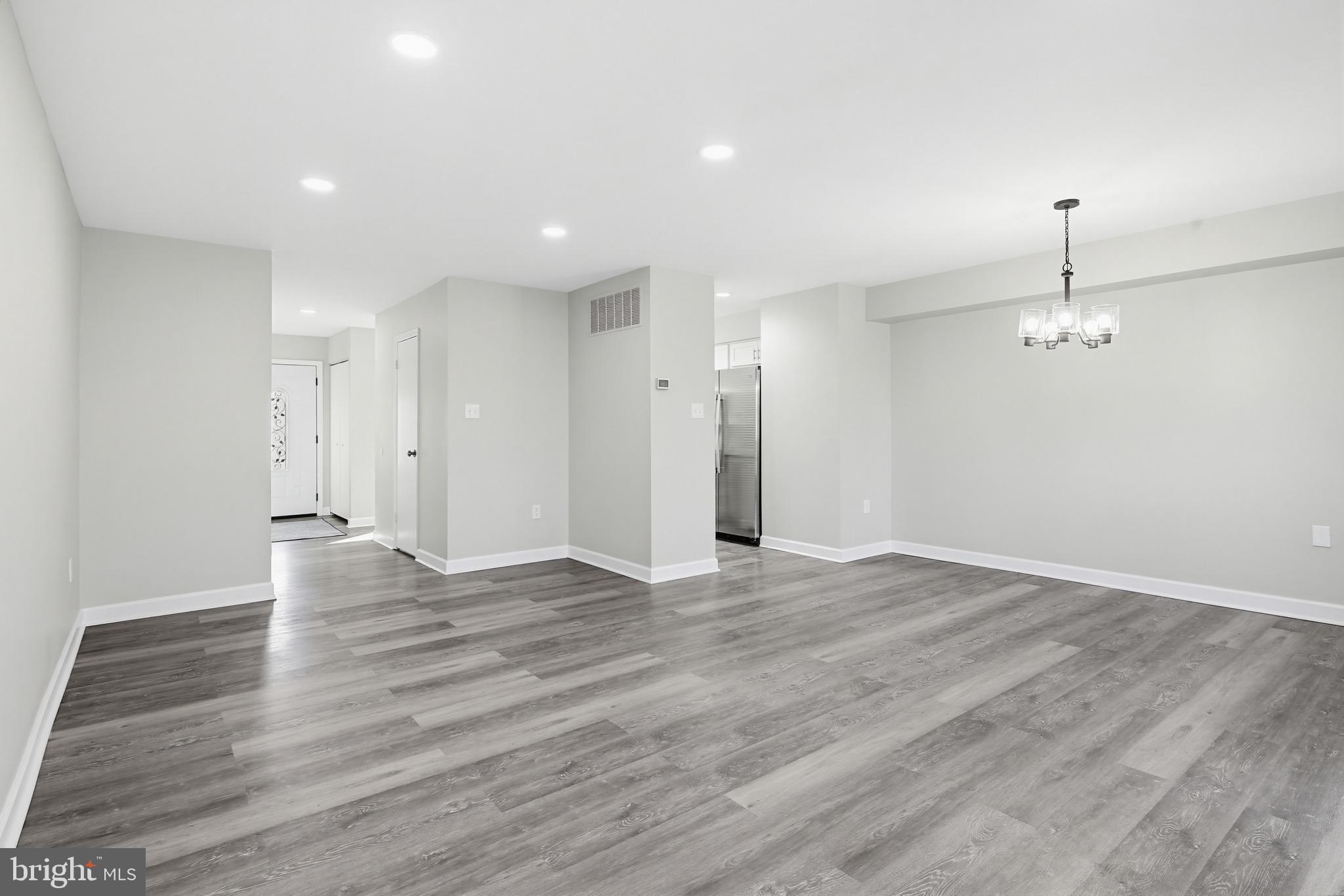 46 Kimball Ridge Court Baltimore, MD 21228 - Photo 6 of 25