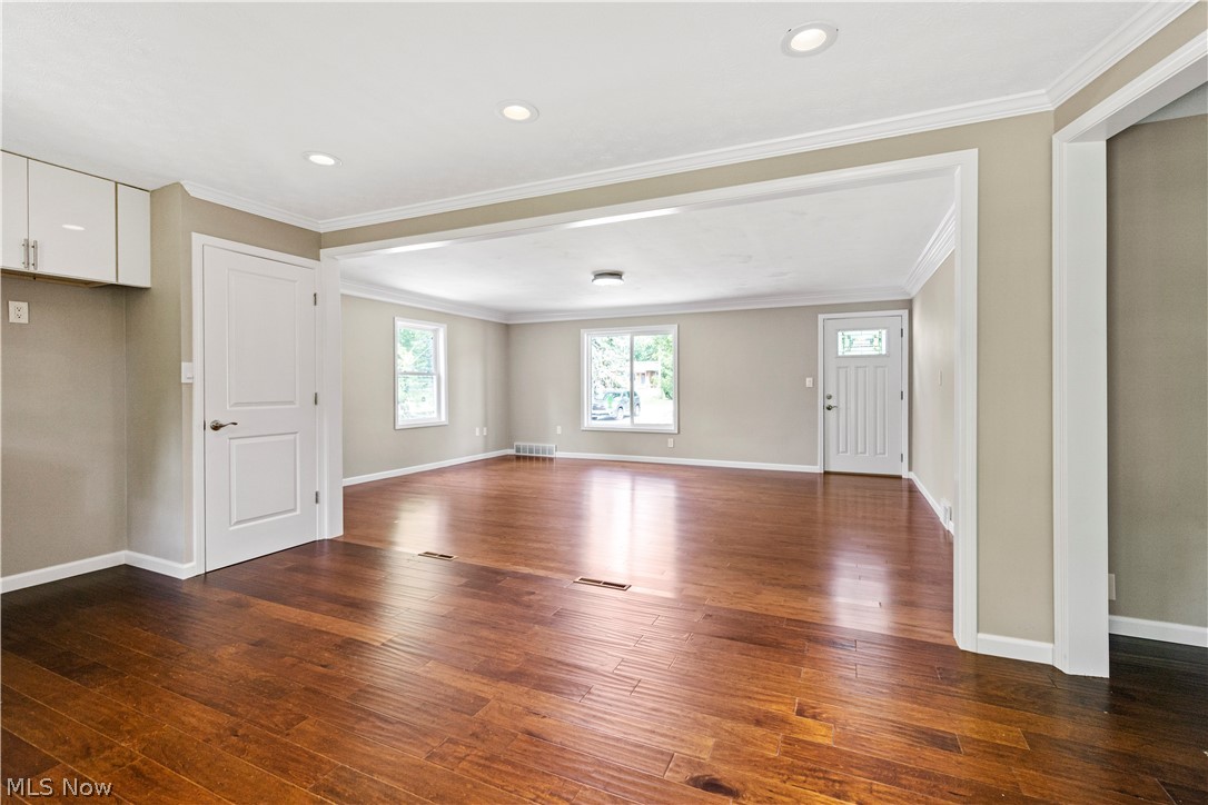 7938 Ridge Road North Royalton, OH 44133 - Photo 7 of 25 Gallery Image 7