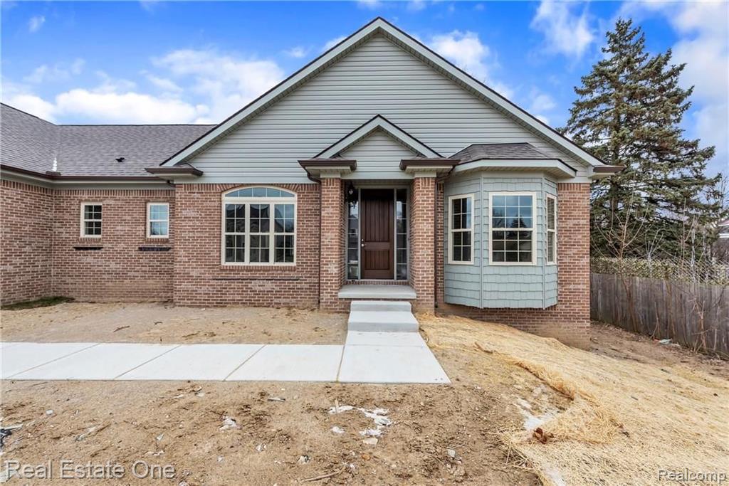 3781 Milano Ct. Rochester Hills, MI 48307 - Photo 5 of 38