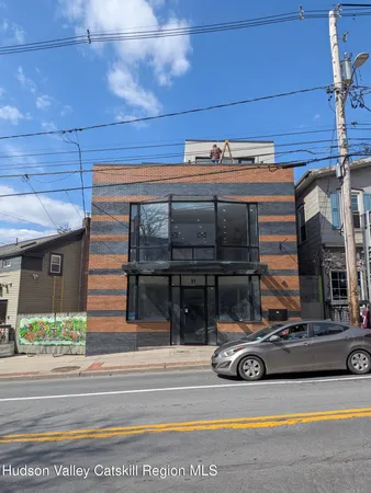 $3,500 | 51 Main Street, New Paltz, NY 12561