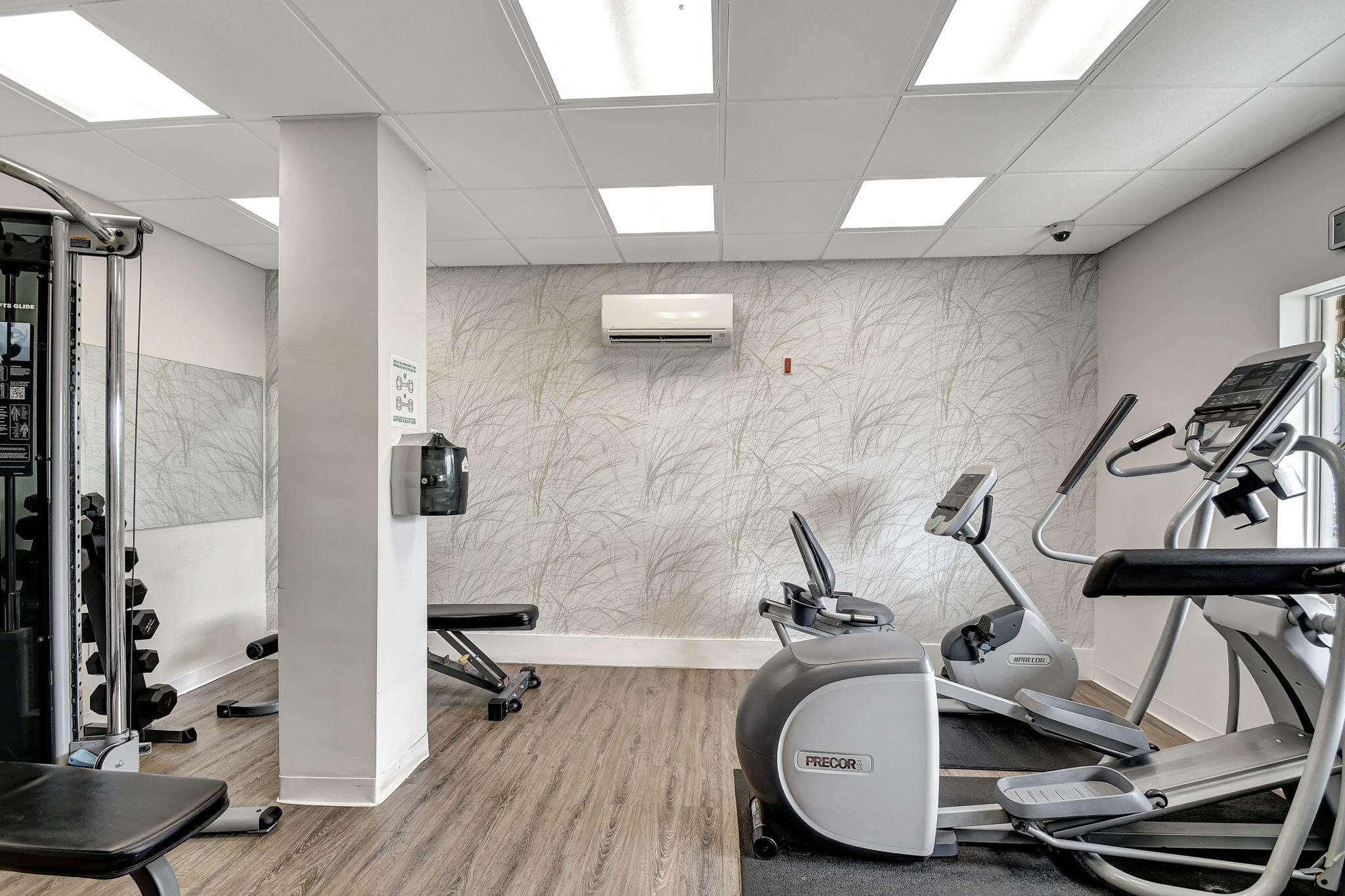 2840 South Ocean Boulevard, Unit 3020 Palm Beach, FL 33480 - Photo 38 of 40 a view of a room with gym equipment