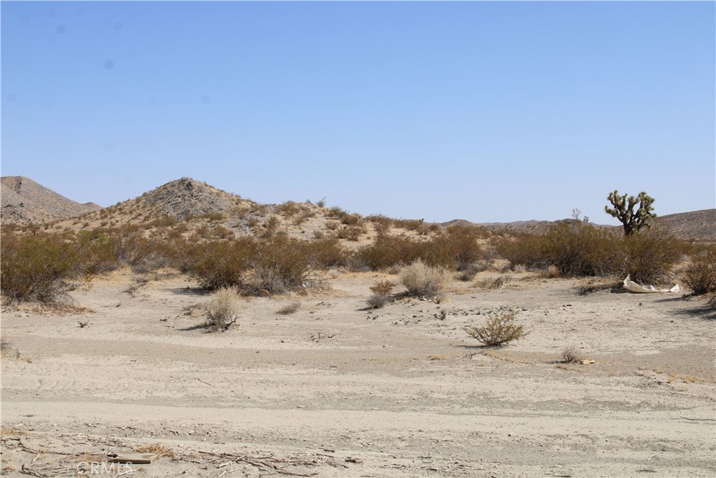 18-ac Lessing Avenue Adelanto, CA 92301 - Photo 6 of 17 a view of ocean beach